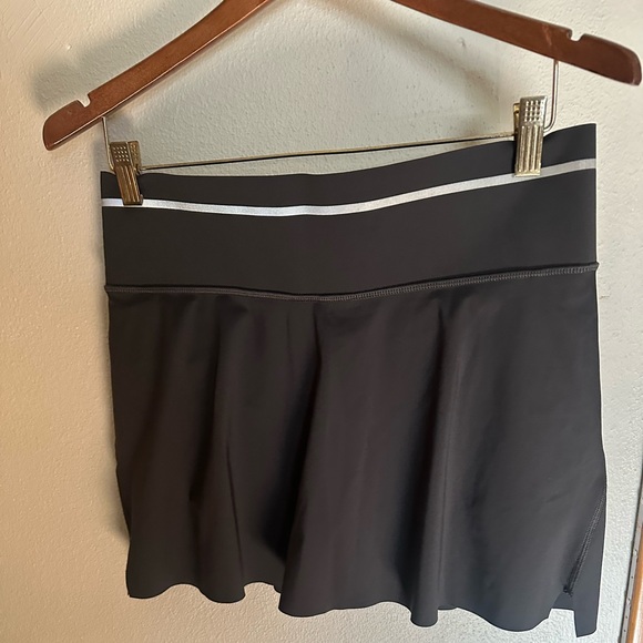 Dresses & Skirts - ATHLETA TENNIS SKORT